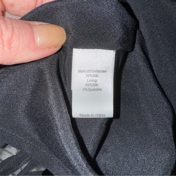 St.John Velvet Burnout Floral Boat Neck Black Top **Flaw sz L - Picture 6 of 11